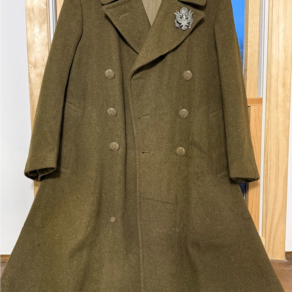 Men's Antique WWII Era Trench Coat Size 36